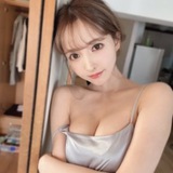 极品高颜值模特长腿白虎双飞姐妹花免费视频